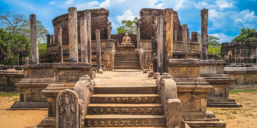 Exploring the ancient city of Polonnaruwa