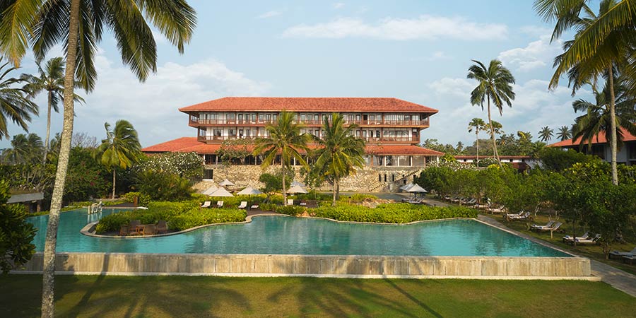 Staying in five-star hotels throughout Sri Lanka