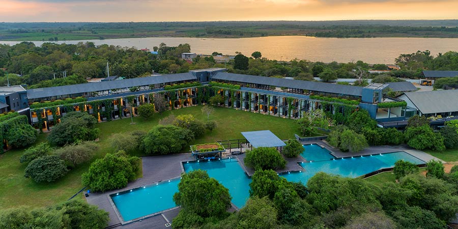 DoubleTree by Hilton Weerawila Rajawarna Resort, Weerwila